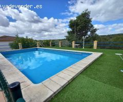 Chalet con piscina en venta en Almodóvar del Río, zona Cuevas Bajas – Tranquilidad, espacio y natura