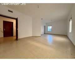 ¡Oportunidad única! Piso bajo súper amplio en Arcangel