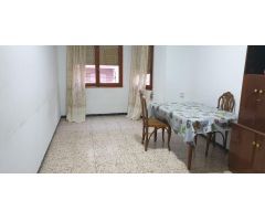 VENTA DE EDIFICIO UNIFAMILIAR DE 3 PLANTAS