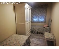 APARTAMENTO AMUEBLADO  DE 2 DORMITORIOS ,PISCINA ,GARAGE  EN VIAPOL
