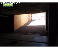 ESPECTACULAR  VIVIENDA CON PISCINA EN ZONA DE ALCOLEA.