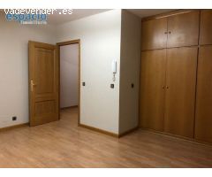 SE ALQUILA OFICINA EN EL CENTRO DE PONFERRADA