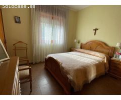VENTA CASA CON TERRENO EN CUATROVIENTOS