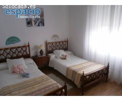 SE VENDE CASA  CON FINCA EN SAN LORENZO