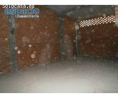 SE VENDE LOCAL CENTRICO EN PONFERRADA