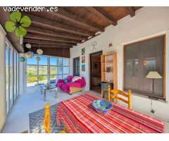 Villa en Venta en Somontín, Almería