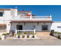 Casa de Pueblo en Venta en Albox, Almería