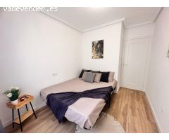 Apartamento con piscina y nueva reforma: 2 dormitorios, 500 m. desde la playa