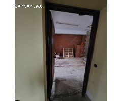 Amplio Ático en Avilés: Oportunidad para Reformar