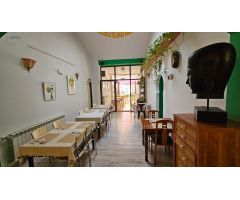 SOLOBAR TRASPASA RESTAURANTE Y CENTRO MULTUFUNCIONAL