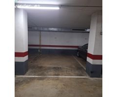 Plaza de parking en Mundet.