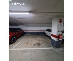 Plaza de parking en Mundet.