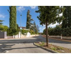 VILLA DE LUJO EN URBANIZACIÓN MONTELUZ