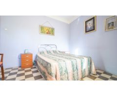 CASA Y LOCAL COMERCIAL EN GRAN TERRENO DE 420 M2