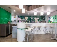 Cafetería La Contraviesa en venta con 168 m2  junto a Centro Comercial Alcampo