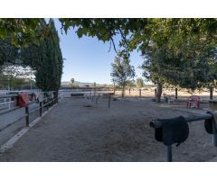 Cortijo en Venta en La Zubia, Granada