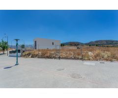 se vende terreno en Otura