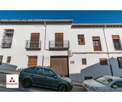 Apartamento amplio situado en casa corrala rehabilitada