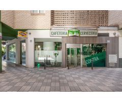 Cafetería La Contraviesa en venta con 168 m2  junto a Centro Comercial Alcampo