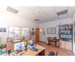 NAVE EN VENTA EN EL POLÍGONO JUNCARIL