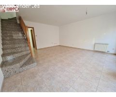 Casa Adosada en Les Pedreres – Espacio, Comodidad y Vistas