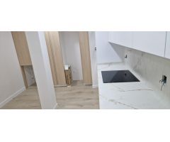 SE ALQUILA PISO DE LUJO A ESTRENAR EN EL BARRIO DE CASTILLEJOS