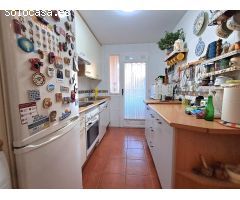 VENTA DE NUDA PROPIEDAD de FANTASTICO PISO CON PLAZA DE GARAJE PARA INVERSION A MEDIO PLAZO