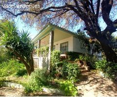 Casa rural con quesería artesanal en Castilblanco, lista para entrar a vivir