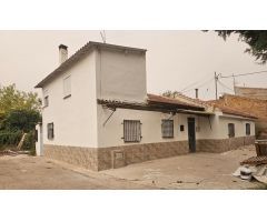 ¡Oportunidad de negocio en Murcia! Vivienda rentable con inquilinos actuales.
