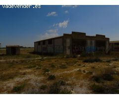 SE VENDEN 8 NAVES 1280 M/2 TOTAL, CADA UNA DE LAS NAVES OCUPA 160 M/2  CONSTRUIDOS , DENTRO DE PARCE