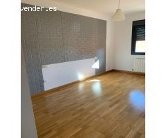 AMPLIO PISO DE UN DORMITORIO EN RONDILLA, ALCAZAR
