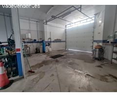 NAVE INDUSTRIAL PARA TALLER DE MECÁNICA Y LAVADERO DE VEHICULOS CON TRASPASO.