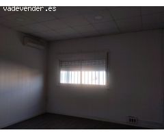 SE ALQUILA NAVE INDUSTRIAL DE 300 m/2  POLIGONO ALCES