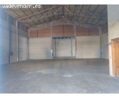 SE ALQUILA NAVE INDUSTRIAL DE 300 m/2  POLIGONO ALCES