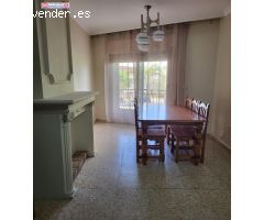 VIVIENDA DE 4 DORMITORIOS, 2 BAÑOS JUNTO AL HOSPITAL.
