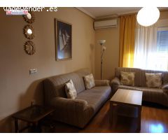 Piso en edificio seminuevo que consta de 2 dormitorios, salón comedor con balcón, cocina y garaje.