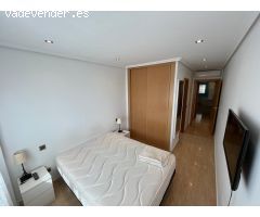 PISO DE DOS DORMITORIOS TOTALMENTE AMUEBLADO, DOS BAÑOS, TERRAZA Y PISCINA COMUNITARIA