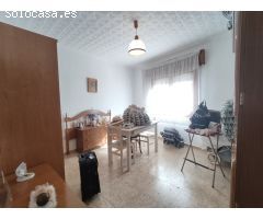 CASA EN CHAFLAN CON 90 m2 DE PARCELA CON GARAJE Y TERRAZA