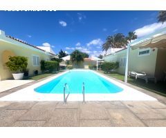 Se Vende Precioso Bungalow de 2 Habitaciones y Parking Privado