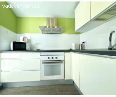 Se Vende Precioso Bungalow de 2 Habitaciones y Parking Privado