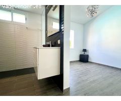 Se Vende Precioso Bungalow de 2 Habitaciones y Parking Privado
