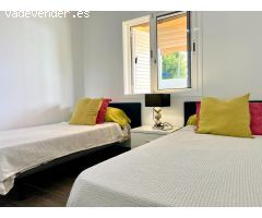 Se Vende Precioso Bungalow de 2 Habitaciones y Parking Privado