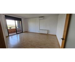 Piso 3 habitaciones, con garaje y trastero