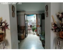 CASA EN VENTA EN EL CARPIO CON GRAN PATIO EXTERIOR!