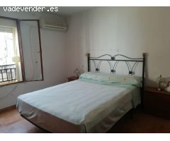 CASA EN VENTA EN EL CARPIO CON GRAN PATIO EXTERIOR!