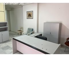 LOCAL COMERCIAL PARA MONTAR TU NEGOCIO EN UNA ZONA ESTUPENDA!