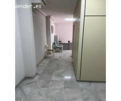 LOCAL COMERCIAL PARA MONTAR TU NEGOCIO EN UNA ZONA ESTUPENDA!