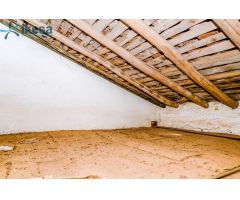 VENTA DE CASA ADOSADA EN EL ROSAL DE LA FRONTERA, HUELVA.