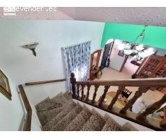 ¡Estupenda casa adosada en Ciudad Jardín!