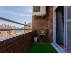 Piso de tres dormitorios en calle Jiloca